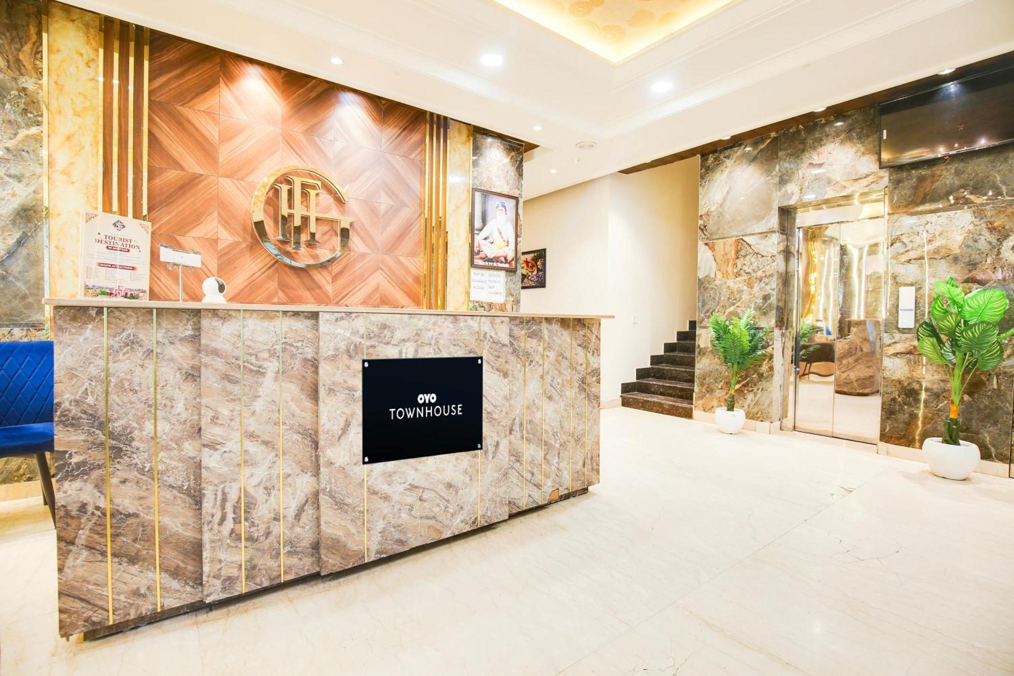 Super Townhouse Grand Fortune Αμριτσάρ Εξωτερικό φωτογραφία